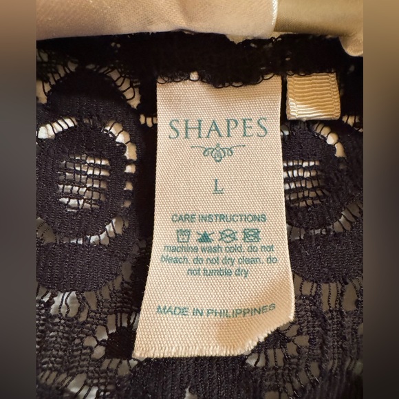 Black and Cream Sleeveless Women’s Blouse With Lace Details Size Large - Picture 5 of 5